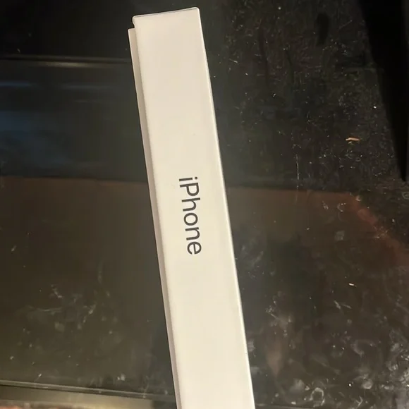 iPhone 13*